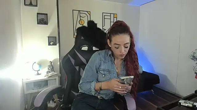 kay marie online show from October 2025 07:12:02 PM