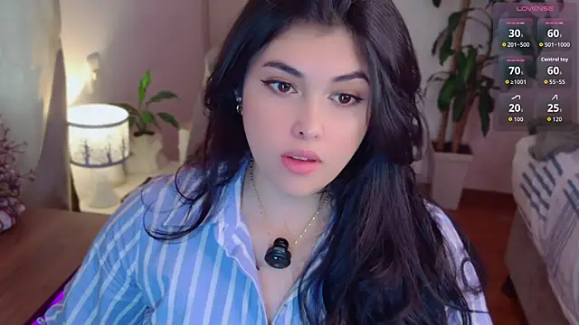 Alyaa s online show from April 2026 04:48:01 PM
