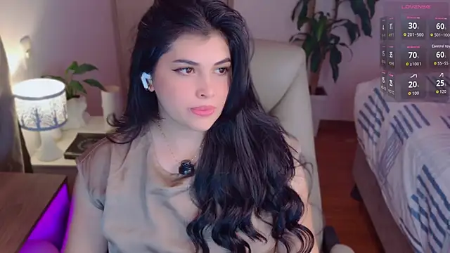 Alyaa s online show from April 2026 01:04:01 AM
