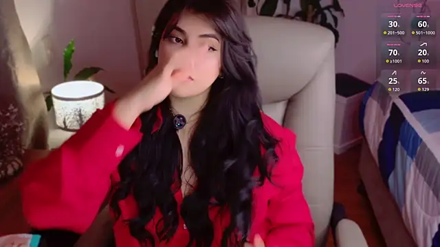 Alyaa s online show from June 2026 01:43:02 AM