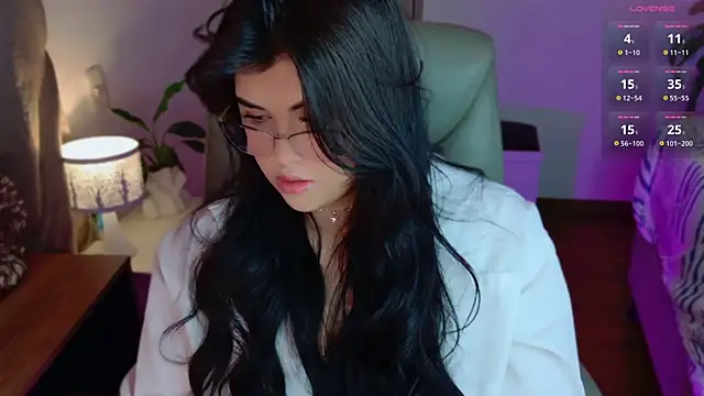 Alyaa s online show from June 2026 04:39:02 AM