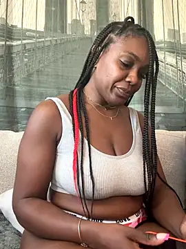 Snapshot of TilaTotti chatting on October 2025 09:15:01 PM TilaTotti online show from October 2025 09:15:01 PM