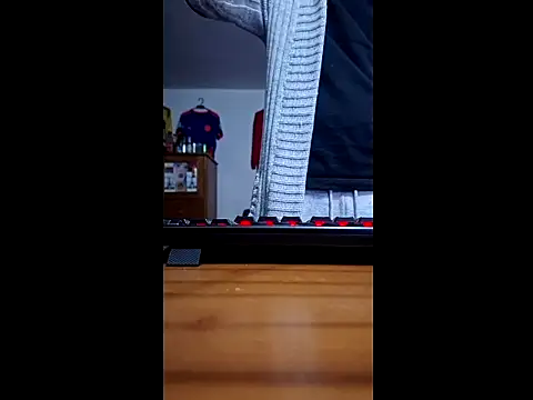 Snapshot of ALBEIROFOOTBALL1992 chatting on March 2026 04:38:02 AM ALBEIROFOOTBALL1992 online show from March 2026 04:38:02 AM