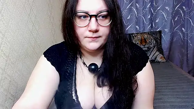 Sindy Jeniceee online show from February 2026 12:01:01 PM