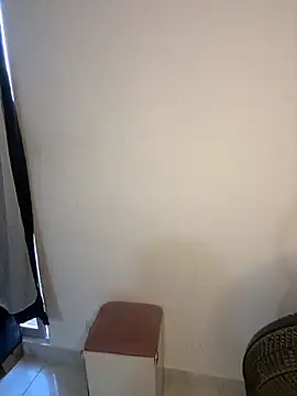 Snapshot of Sarita-candy chatting on October 2025 10:25:02 PM Sarita-candy online show from October 2025 10:25:02 PM