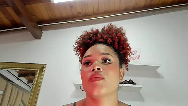 Snapshot of naia_blessed chatting on February 2025 07:10:02 PM naia blessed online show from February 2025 07:10:02 PM