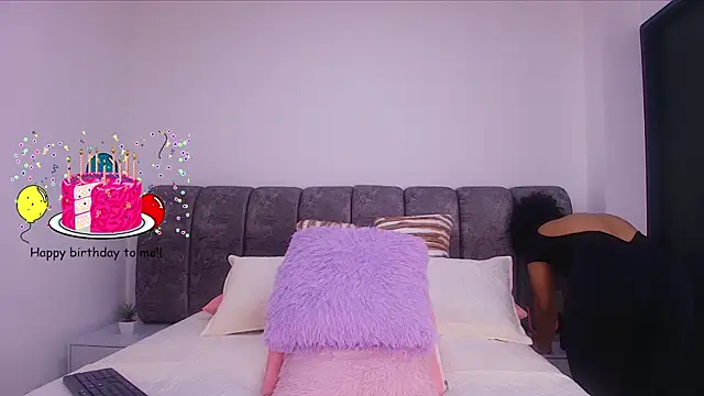 naia blessed online show from November 2025 07:14:02 PM