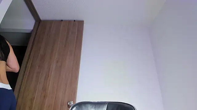 my lovely mia online show from April 2026 03:24:01 AM