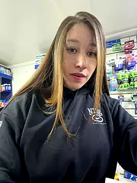 Snapshot of roouse chatting on October 2025 09:02:01 PM roouse online show from October 2025 09:02:01 PM