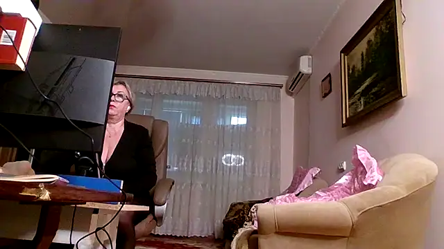 Kallliina online show from October 2025 06:02:02 AM