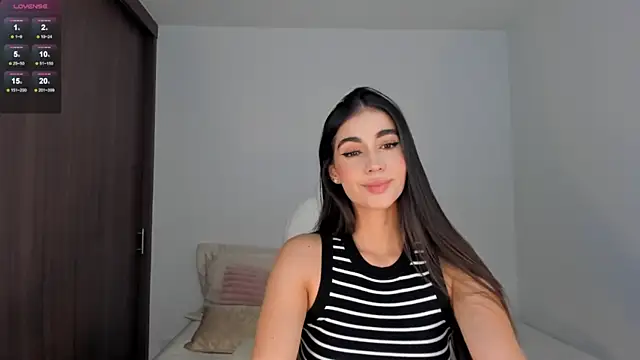 RebeccaBaxter online show from December 2024 02:20:02 AM