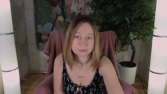 Snapshot of BrookeEvans chatting on February 2025 08:39:01 PM BrookeEvans online show from February 2025 08:39:01 PM