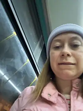 Snapshot of BrookeEvans chatting on October 2025 06:58:01 PM BrookeEvans online show from October 2025 06:58:01 PM