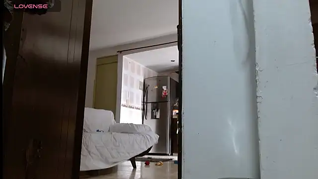 Snapshot of Diosasky chatting on October 2025 03:32:01 PM Diosasky online show from October 2025 03:32:01 PM