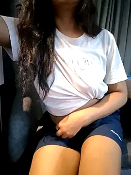 RadhaBabe online show from April 2026 11:53:01 AM