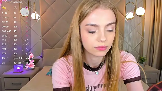 sayl0r moon online show from March 2025 12:31:01 AM