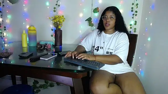 Lilyth  Brown online show from January 2025 08:20:01 AM