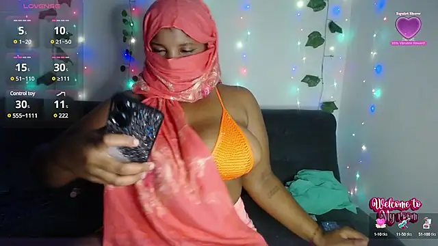 Lilyth  Brown online show from February 2025 04:15:01 AM