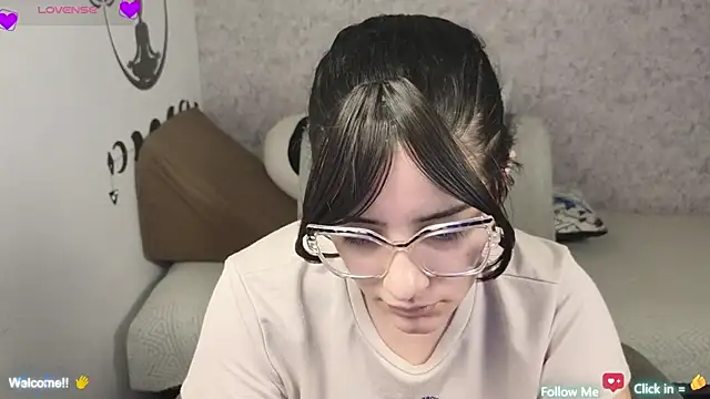 Snapshot of blue__moon_ chatting on January 2025 06:17:01 AM blue moon online show from January 2025 06:17:01 AM