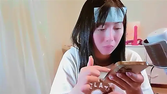 MOMO ROSE online show from October 2025 04:15:02 PM