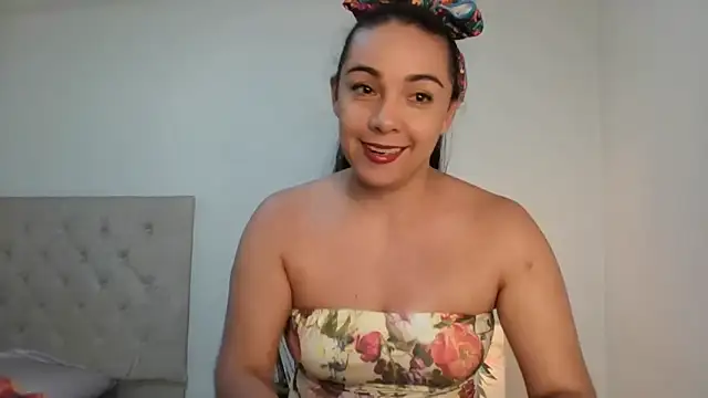 camii 7 online show from April 2026 12:22:02 AM