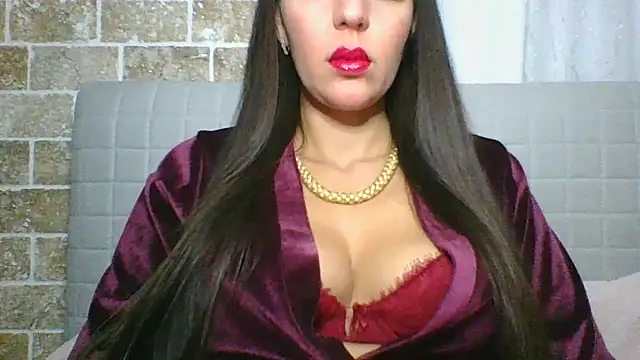 Glamour Grace online show from February 2025 04:46:01 PM