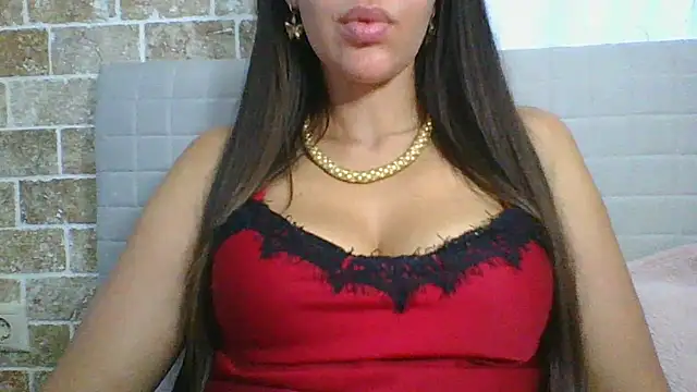 Glamour Grace online show from March 2025 03:50:02 PM