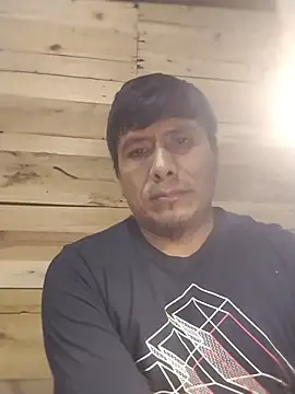 Snapshot of Rusito26 chatting on June 2026 04:48:01 AM Rusito26 online show from June 2026 04:48:01 AM