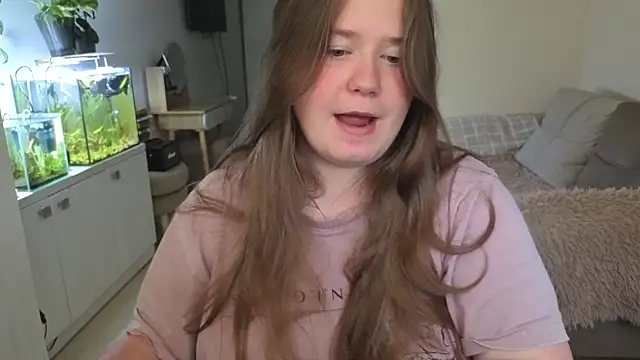 Snapshot of remirann_ chatting on October 2025 11:29:01 AM remirann online show from October 2025 11:29:01 AM