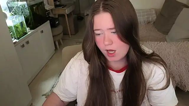 remirann  online show from May 2026 12:43:01 PM