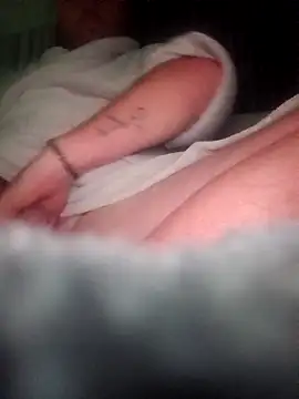 Snapshot of Adry1986 chatting on November 2025 07:13:02 PM Adry1986 online show from November 2025 07:13:02 PM