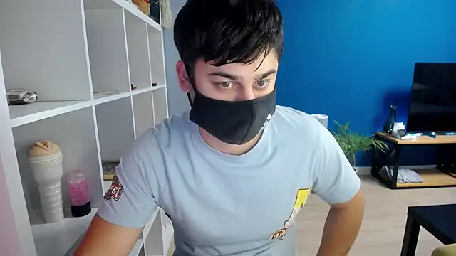 Tomguys online show from January 2025 07:17:02 PM