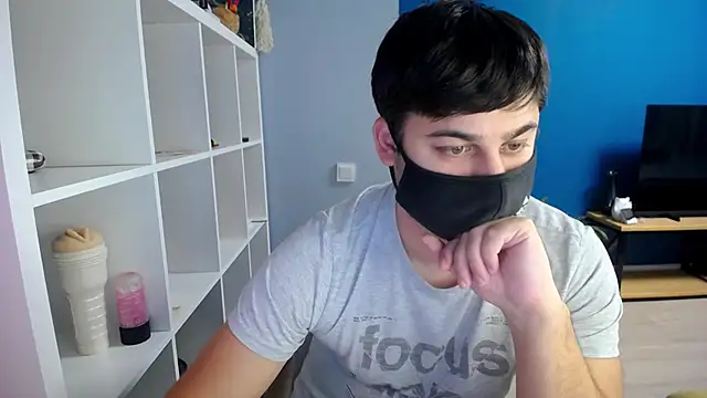 Tomguys online show from January 2025 07:24:01 PM