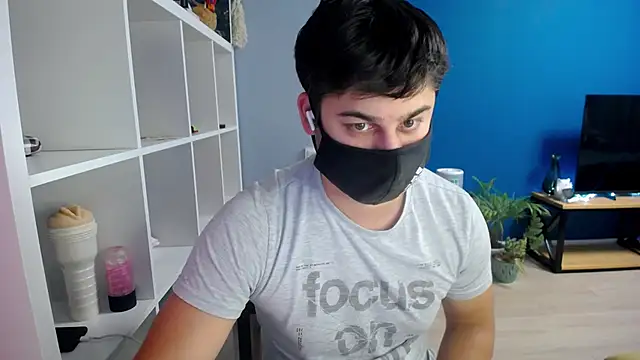 Tomguys online show from January 2025 07:29:02 PM