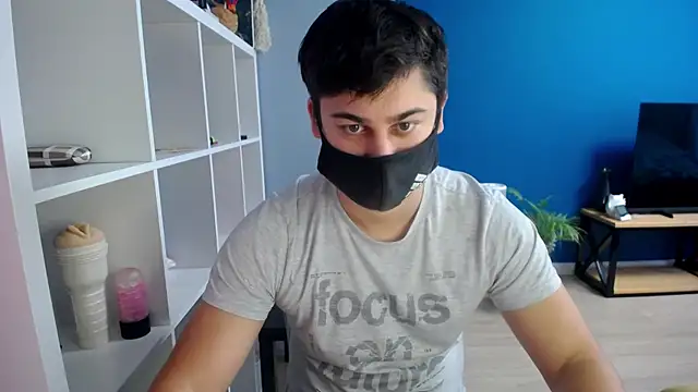 Tomguys online show from January 2025 08:34:01 AM