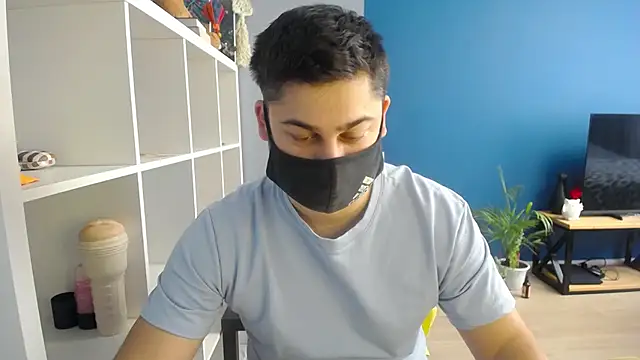 Tomguys online show from February 2025 08:28:02 AM