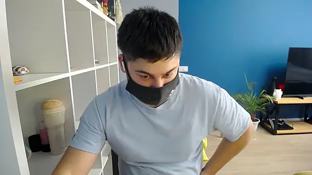 Tomguys online show from February 2025 12:20:01 PM