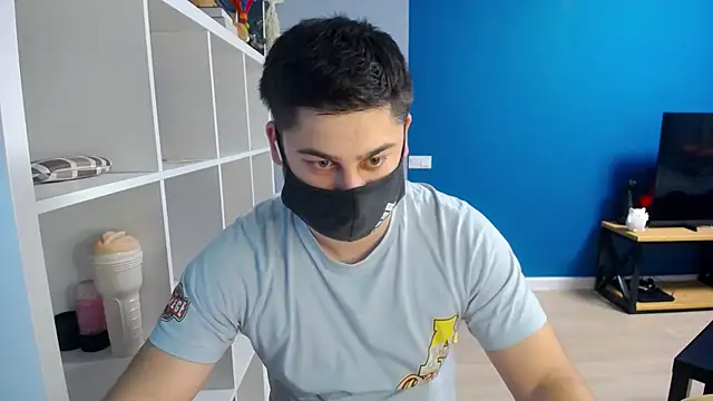 Tomguys online show from March 2025 07:32:02 PM