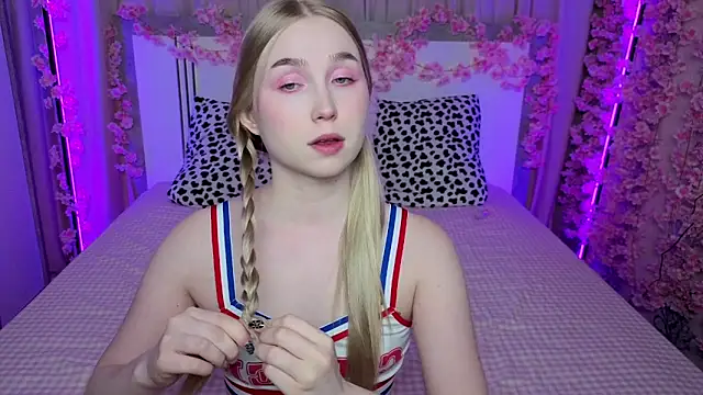 LilyStarlight online show from May 2026 03:37:02 AM
