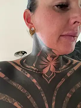 Snapshot of InkedBiitch chatting on October 2025 02:12:01 PM InkedBiitch online show from October 2025 02:12:01 PM