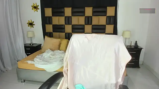 BarbieKano online show from September 2025 11:10:02 PM