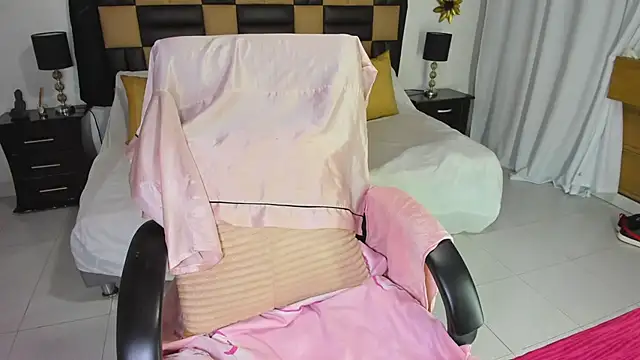 BarbieKano online show from November 2025 10:48:01 PM