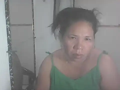 Snapshot of hotwet_mama4uxx chatting on January 2025 11:29:01 PM hotwet mama4uxx online show from January 2025 11:29:01 PM