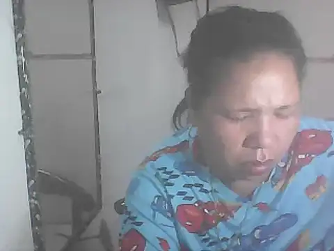 Snapshot of hotwet_mama4uxx chatting on February 2025 10:32:01 PM hotwet mama4uxx online show from February 2025 10:32:01 PM