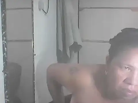 Snapshot of hotwet_mama4uxx chatting on February 2025 01:38:01 PM hotwet mama4uxx online show from February 2025 01:38:01 PM