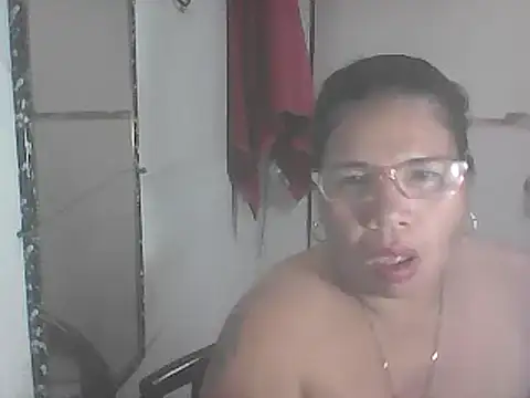 Snapshot of hotwet_mama4uxx chatting on March 2025 11:58:01 AM hotwet mama4uxx online show from March 2025 11:58:01 AM