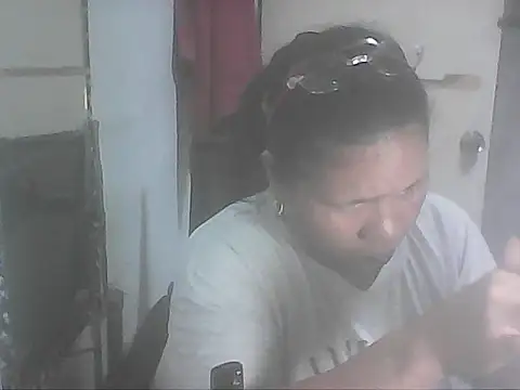 Snapshot of hotwet_mama4uxx chatting on October 2025 12:39:02 PM hotwet mama4uxx online show from October 2025 12:39:02 PM