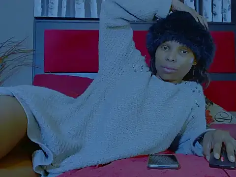 Snapshot of MissParis26 chatting on November 2025 09:09:02 PM MissParis26 online show from November 2025 09:09:02 PM