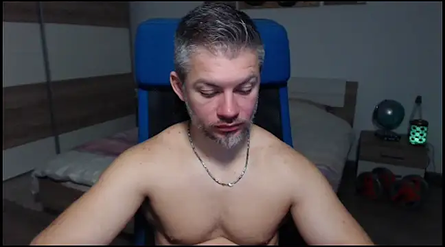 RobbyShawz online show from December 2024 05:48:01 AM