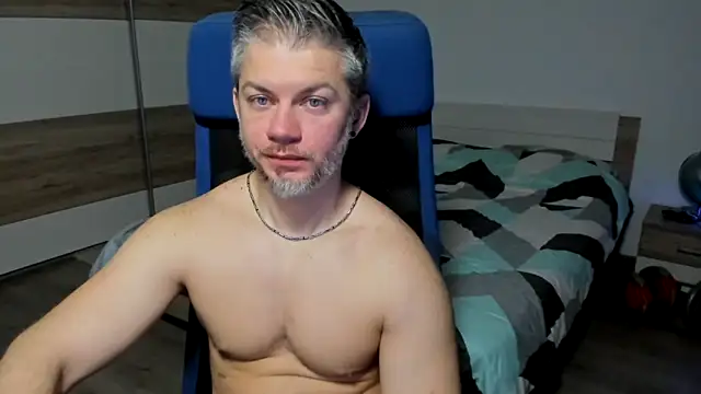 RobbyShawz online show from January 2025 05:40:02 AM